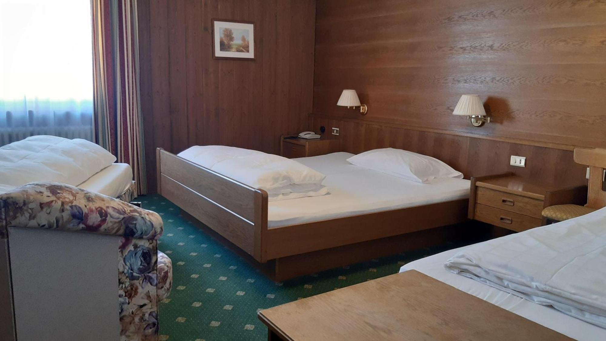Hotel Serena Бадия Экстерьер фото