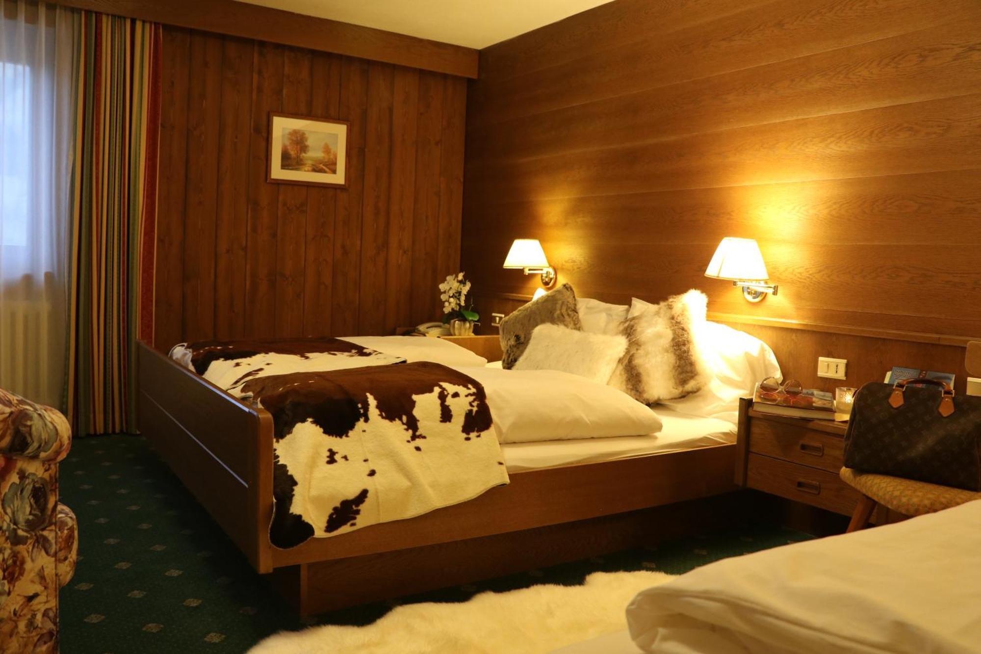 Hotel Serena Бадия Экстерьер фото
