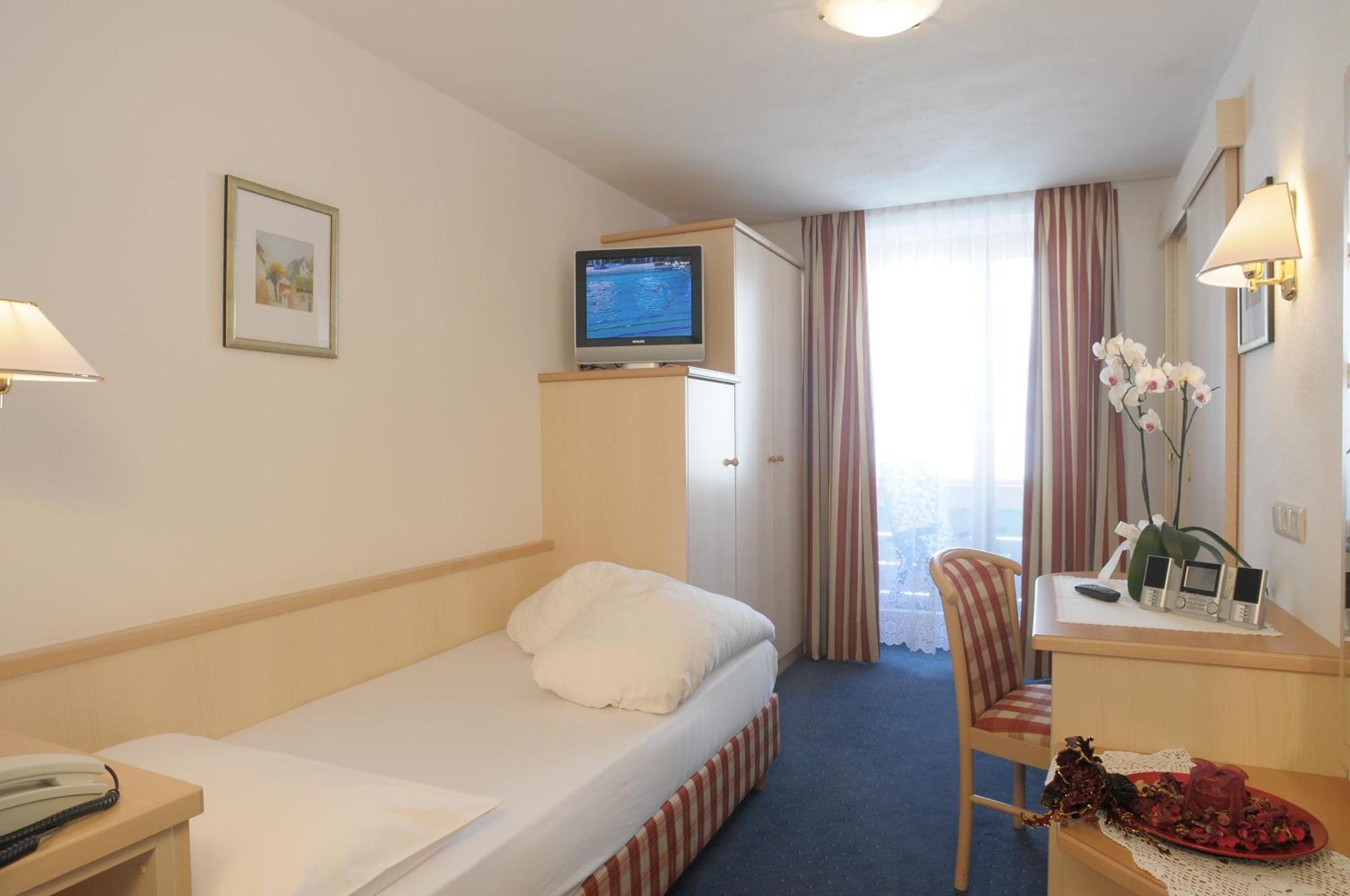Hotel Serena Бадия Номер фото