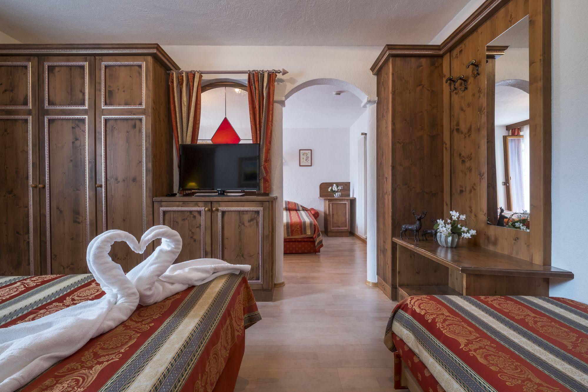 Hotel Serena Бадия Экстерьер фото